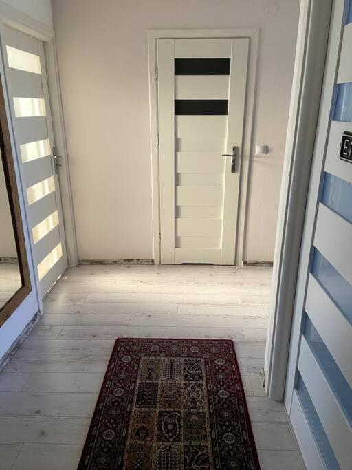 San Riverbank Apartment Przemysl Bagian luar foto