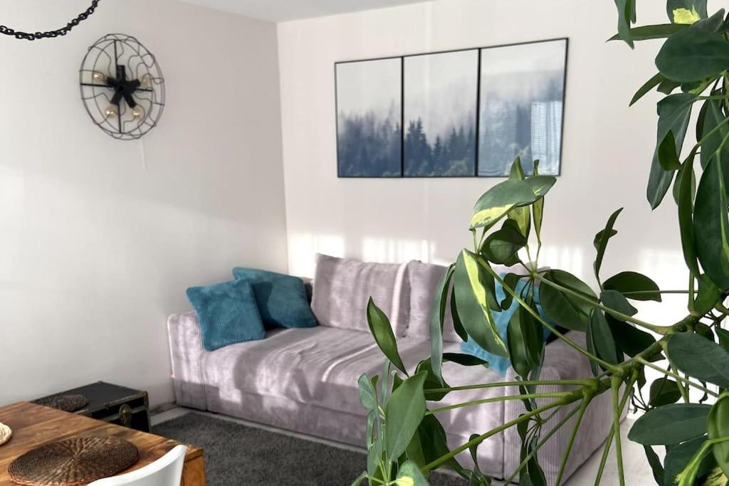 San Riverbank Apartment Przemysl Bagian luar foto